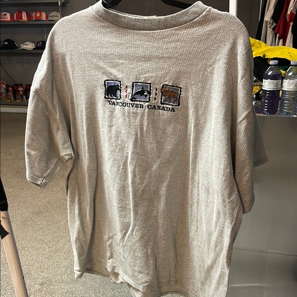 Vancouver Canada Beige Men's Shirt - Picture 1 of 3